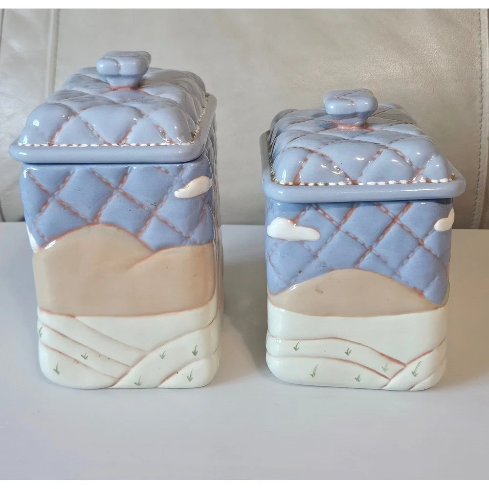 Vintage Farmhouse Chicken-pig House Ceramic Canister – Rustic Country Style
